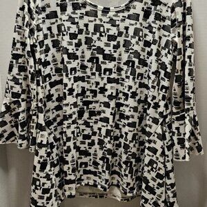 Black and White Patterned Long Sleeve Top